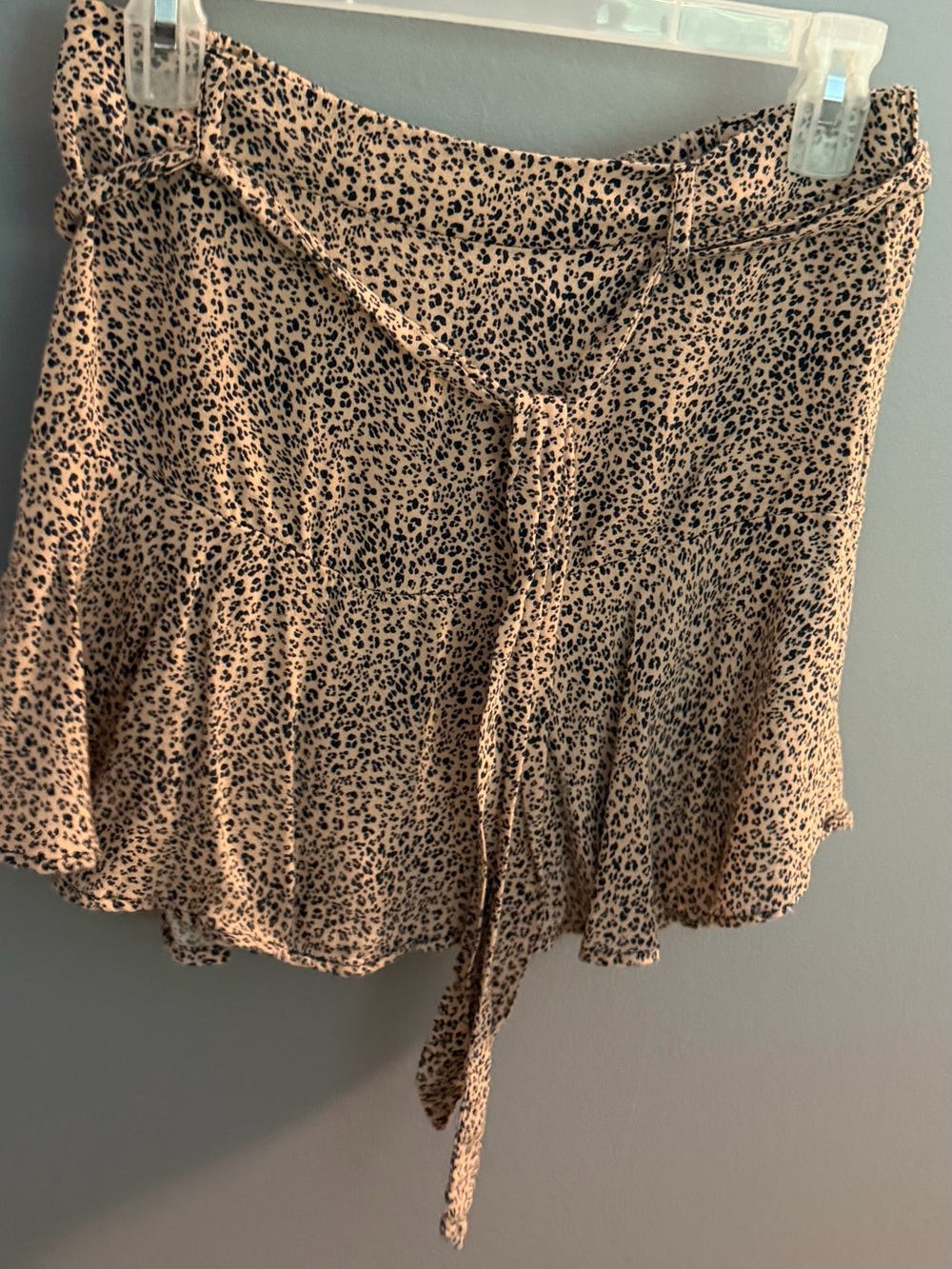 iris Leopard-Print Tie-Waist Mini Skirt - Beige/Black Kirious Small